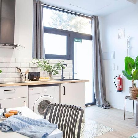 Al5 Seaside Bliss-Stylish Loft Steps From Malvarrosa Valensiya Dış mekan fotoğraf