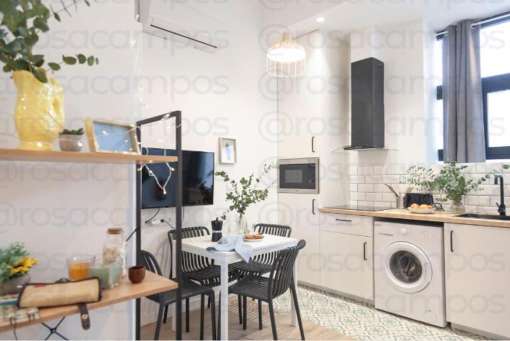 Al5 Seaside Bliss-Stylish Loft Steps From Malvarrosa Valensiya Dış mekan fotoğraf